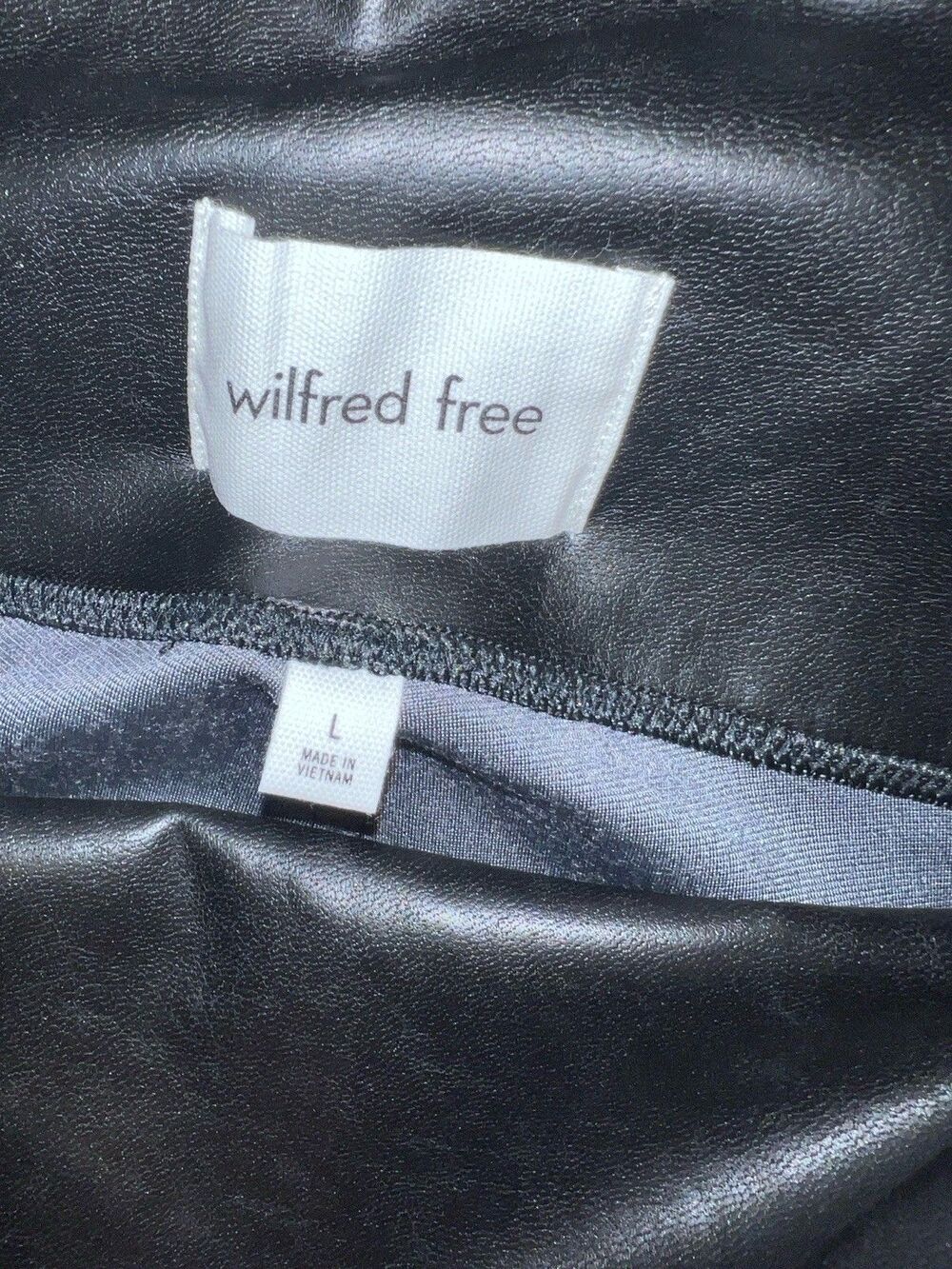 Wilfred Free Aritzia Daria Flare Legging Womens L Vegan Leather High Rise New - Picture 7 of 11